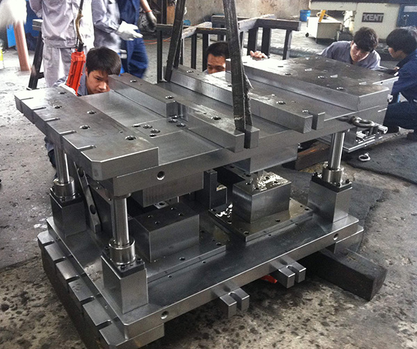 中大型壓鑄模架